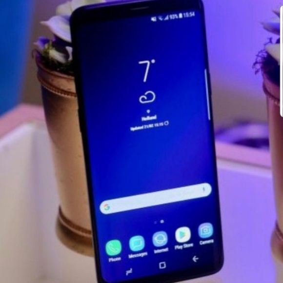 Phone - Picture 4 of 5